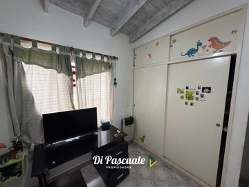 VENTA Casa 3 Ambientes en Calle Privada Con Parque y Pileta - Paso Del Rey (Villa Zapiola)