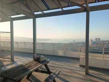 VIVABIEN PROPIEDADES VENDE DEPARTAMENTO CON EXCELENTE UBICACIÓN Y CONECTIVIDAD EN VALPARAISO