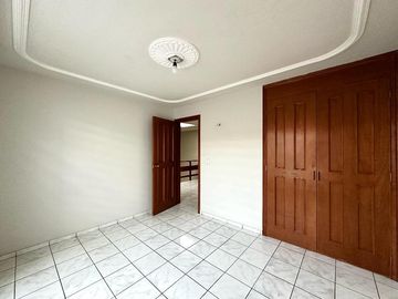 Casa en Colonia Mirador del Sol a 1.5 cuadras de Av. Moctezuma y Av. Patria