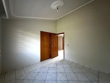 Casa en Colonia Mirador del Sol a 1.5 cuadras de Av. Moctezuma y Av. Patria