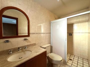 Casa en Colonia Mirador del Sol a 1.5 cuadras de Av. Moctezuma y Av. Patria