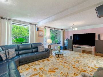 🏡 ¡Gran oportunidad! Inmueble con uso de suelo mixto en excelente ubicación