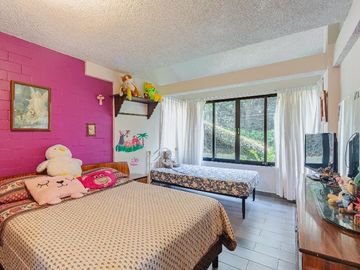 🏡 ¡Gran oportunidad! Inmueble con uso de suelo mixto en excelente ubicación