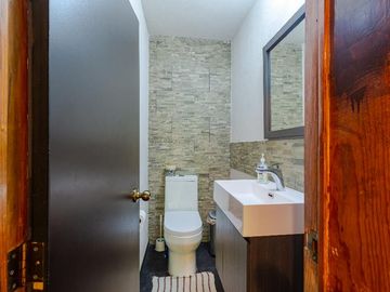 🏡 ¡Gran oportunidad! Inmueble con uso de suelo mixto en excelente ubicación