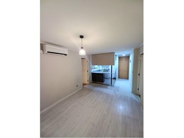 AMPLIO DEPARTAMENTO A METROS DEL METRO