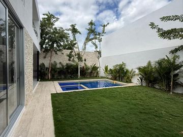 Casa en venta al norte de Mérida en Xcanatún