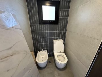 Casa a estrenar en Greenville 4 ambientes con pileta