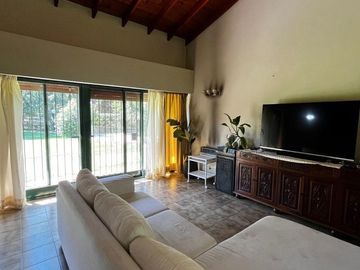 NUEVO PRECIO!!! Casa en Barrio Parque Leloir