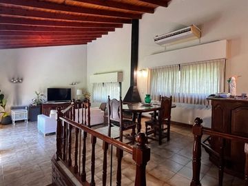 NUEVO PRECIO!!! Casa en Barrio Parque Leloir