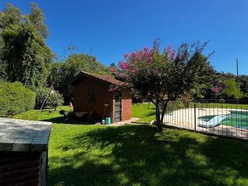 NUEVO PRECIO!!! Casa en Barrio Parque Leloir