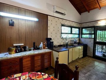 NUEVO PRECIO!!! Casa en Barrio Parque Leloir