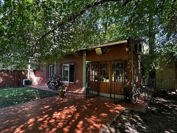 NUEVO PRECIO!!! Casa en Barrio Parque Leloir