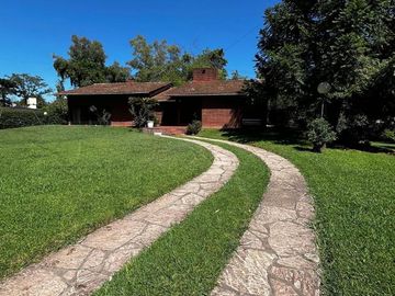 NUEVO PRECIO!!! Casa en Barrio Parque Leloir