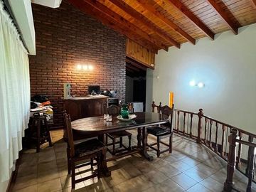 NUEVO PRECIO!!! Casa en Barrio Parque Leloir