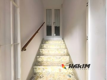 Excelente PH en Parque Chass - 4 amb con garage balcón  y terraza . Gran potencial !!