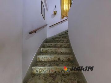 Excelente PH en Parque Chass - 4 amb con garage balcón  y terraza . Gran potencial !!