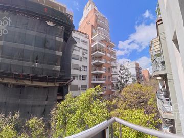 Venta Departamento Loft Dos Ambientes en Nuñez Balcón Cochera Vestidor
