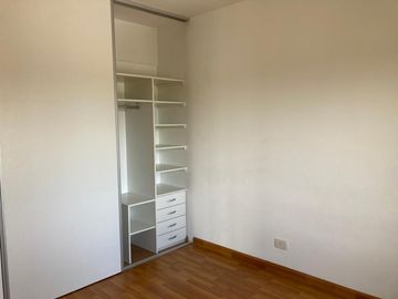 Dpto. 2 Amb. c/cochera - Muñiz