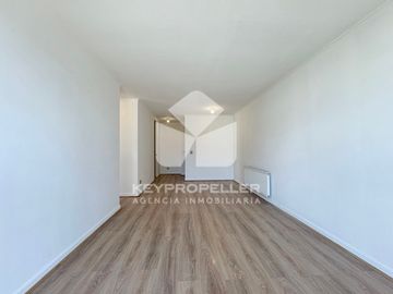 VENDO DEPARTAMENTO REMODELADO  2 DORMITORIOS 2 BAÑOS 61 M2