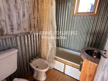 OPORTUNIDAD DE INVERSION! 4 cabañas en block con costa de arroyo  - San martin de los andes