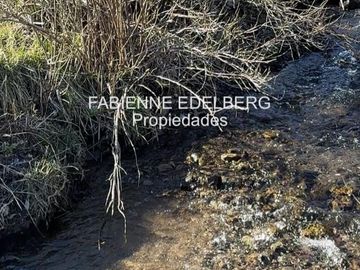 OPORTUNIDAD DE INVERSION! 4 cabañas en block con costa de arroyo  - San martin de los andes