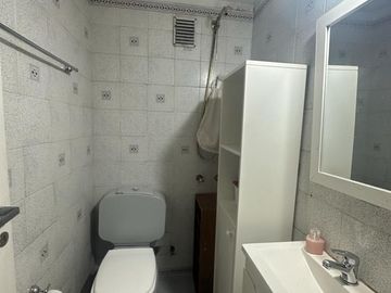 Venta departamento de 4 ambientes con balcón en Wilde