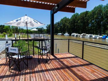 Cama náutica 18 pies en guardería náutica Delta Marina