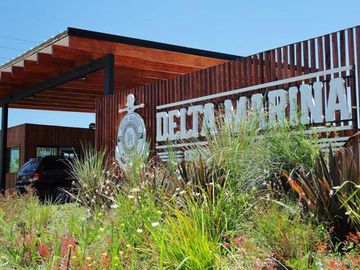 Cama náutica 18 pies en guardería náutica Delta Marina