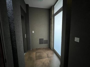 Edificio de oficinas en venta - Excelente zona - Saavedra