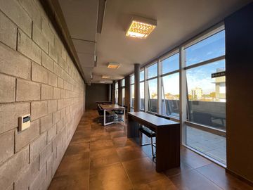 Edificio de oficinas en venta - Excelente zona - Saavedra