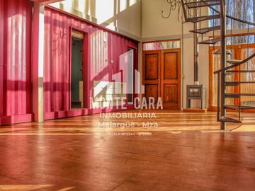 Casa en  el medio de la naturaleza