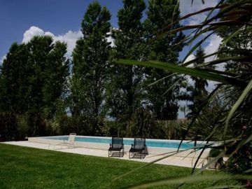 Casa  venta   Santa Catalina, Villanueva, tigre - perimetral