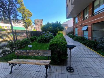Amplio departamento de 1H1B + E + B en Venta