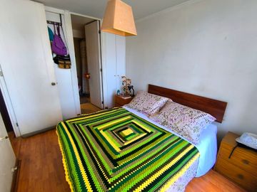 Amplio departamento de 1H1B + E + B en Venta