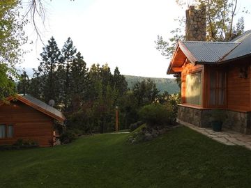 Venta casa 2 dorm c/ quincho B°Altos del Chapelco, San Martin de Los Andes