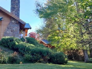 Venta casa 2 dorm c/ quincho B°Altos del Chapelco, San Martin de Los Andes