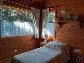 Venta casa 2 dorm c/ quincho B°Altos del Chapelco, San Martin de Los Andes