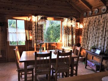 Venta casa 2 dorm c/ quincho B°Altos del Chapelco, San Martin de Los Andes