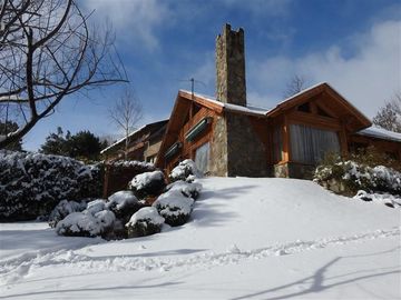 Venta casa 2 dorm c/ quincho B°Altos del Chapelco, San Martin de Los Andes