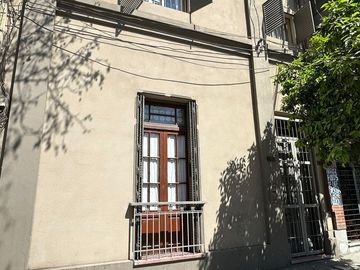 Casa en venta en General Paz 1100