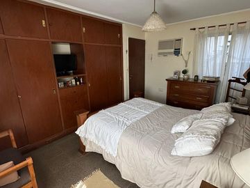 Casa en venta en General Paz 1100