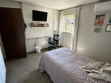 Casa en venta en General Paz 1100