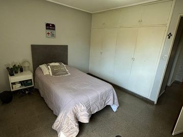 Casa en venta en General Paz 1100