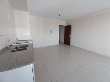Departamento a estrenar de un dormitorio, balcón, amenities, en VENTA en calle Lavalle al 500