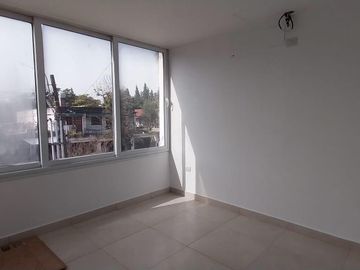 Departamento 2D en venta en Huemul al 100, zona parque Guillarmina
