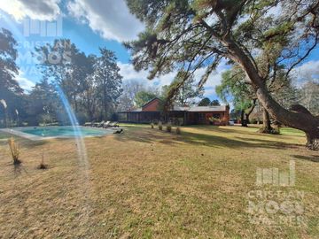 Impecable Casa en Venta a metros Av de los Lagos  Escobar