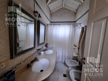 Impecable Casa en Venta a metros Av de los Lagos  Escobar