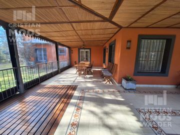 Impecable Casa en Venta a metros Av de los Lagos  Escobar