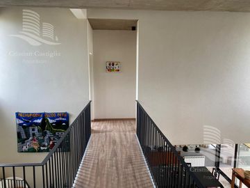 Venta - Casa 5/Cinco Ambientes al Rio Lujan, Muelle, Balcón, Jardín - San Benito, Villanueva