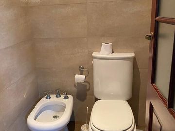 Venta - Casa 5/Cinco Ambientes al Rio Lujan, Muelle, Balcón, Jardín - San Benito, Villanueva